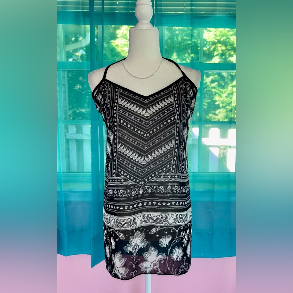 Maurices Black and White Paisley Boho Tribal Print Halter Top Cami Size 2X - Picture 2 of 7